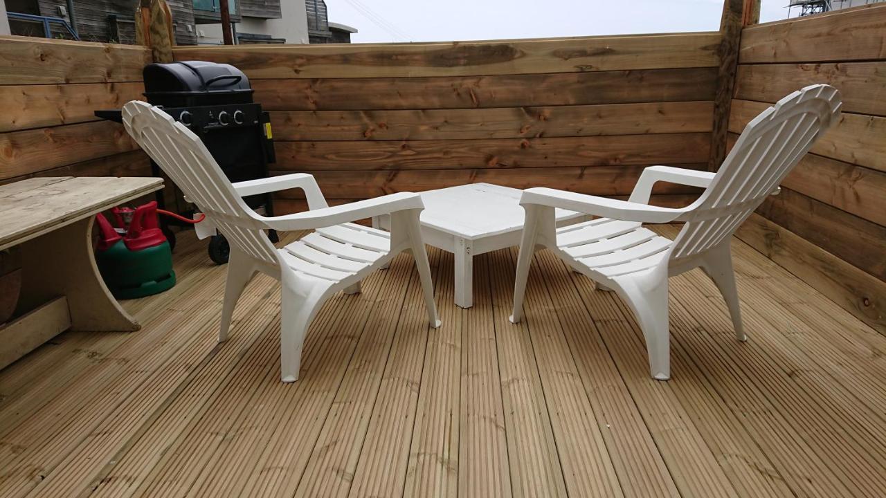 Surf Lookout - King Size En-Suite With Sea Views Newquay  Exterior photo